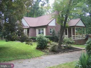 909 North Ridge Road Perkasie, PA 18944 - Photo 1 of 6