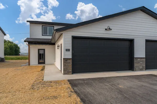 $308,000 | 3207 Scotch Lane, Mankato, MN 56001