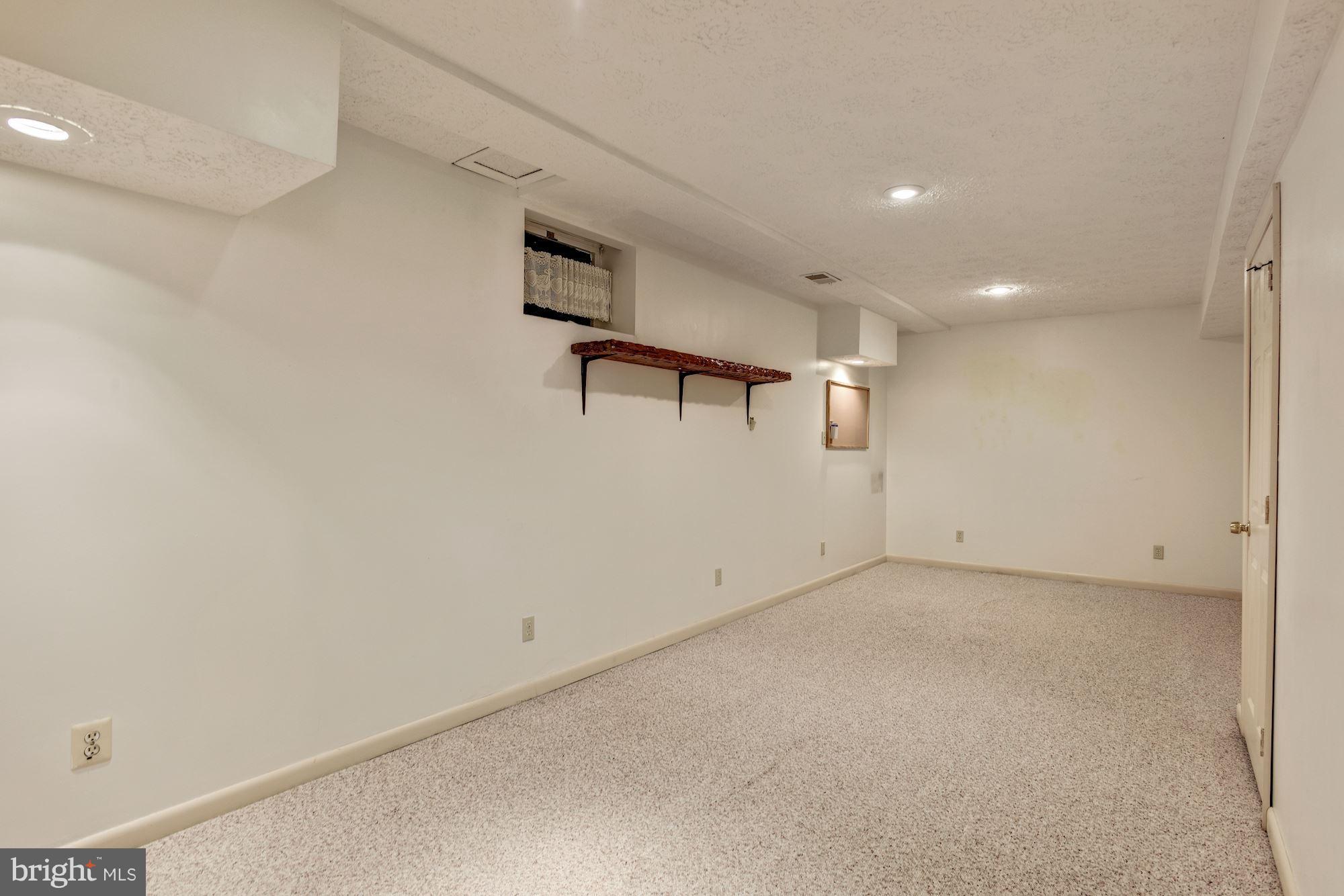 438 Magothy Bridge Road Pasadena, MD 21122 - Photo 21 of 26 Recreation Room