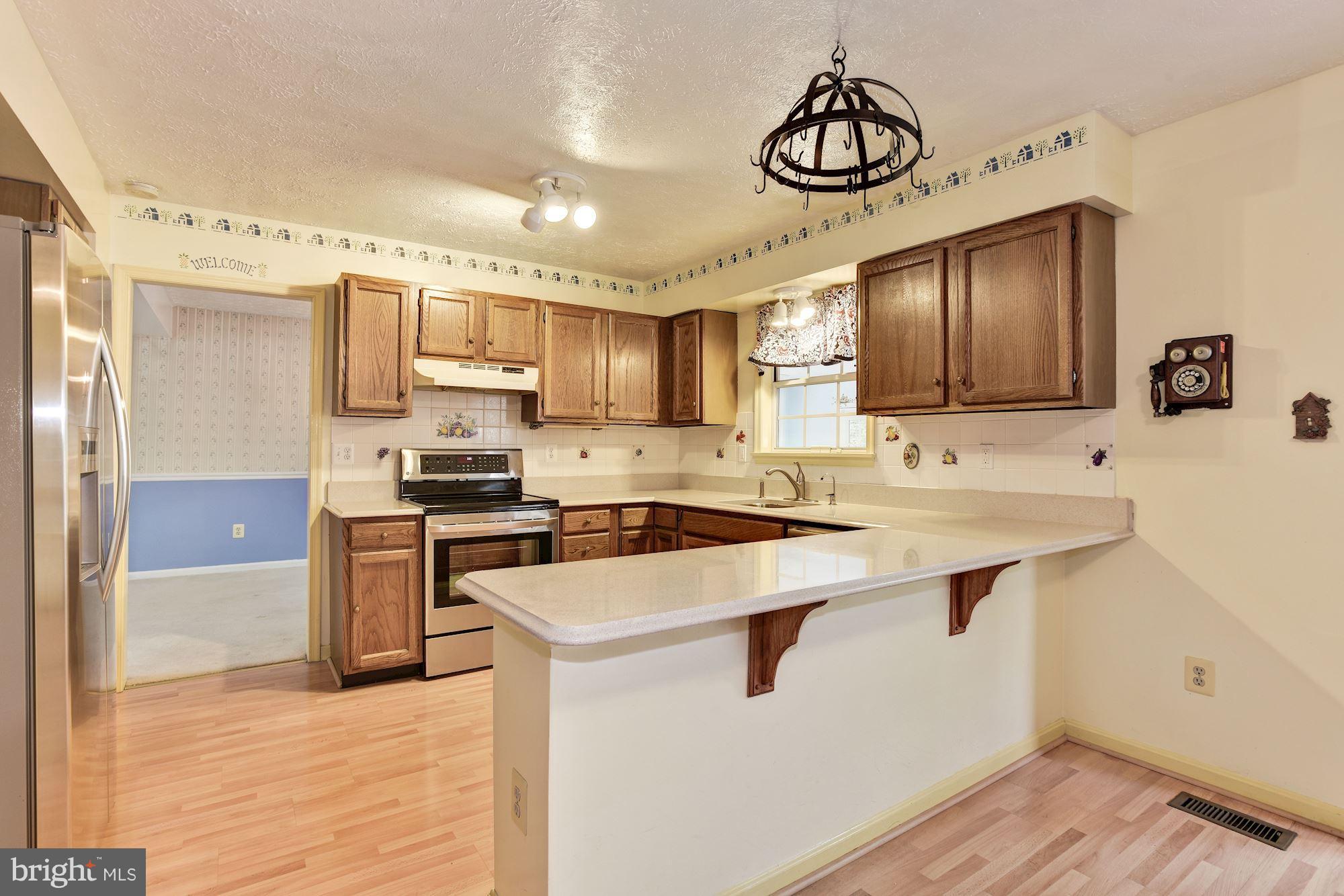 438 Magothy Bridge Road Pasadena, MD 21122 - Photo 7 of 26 Kitchen