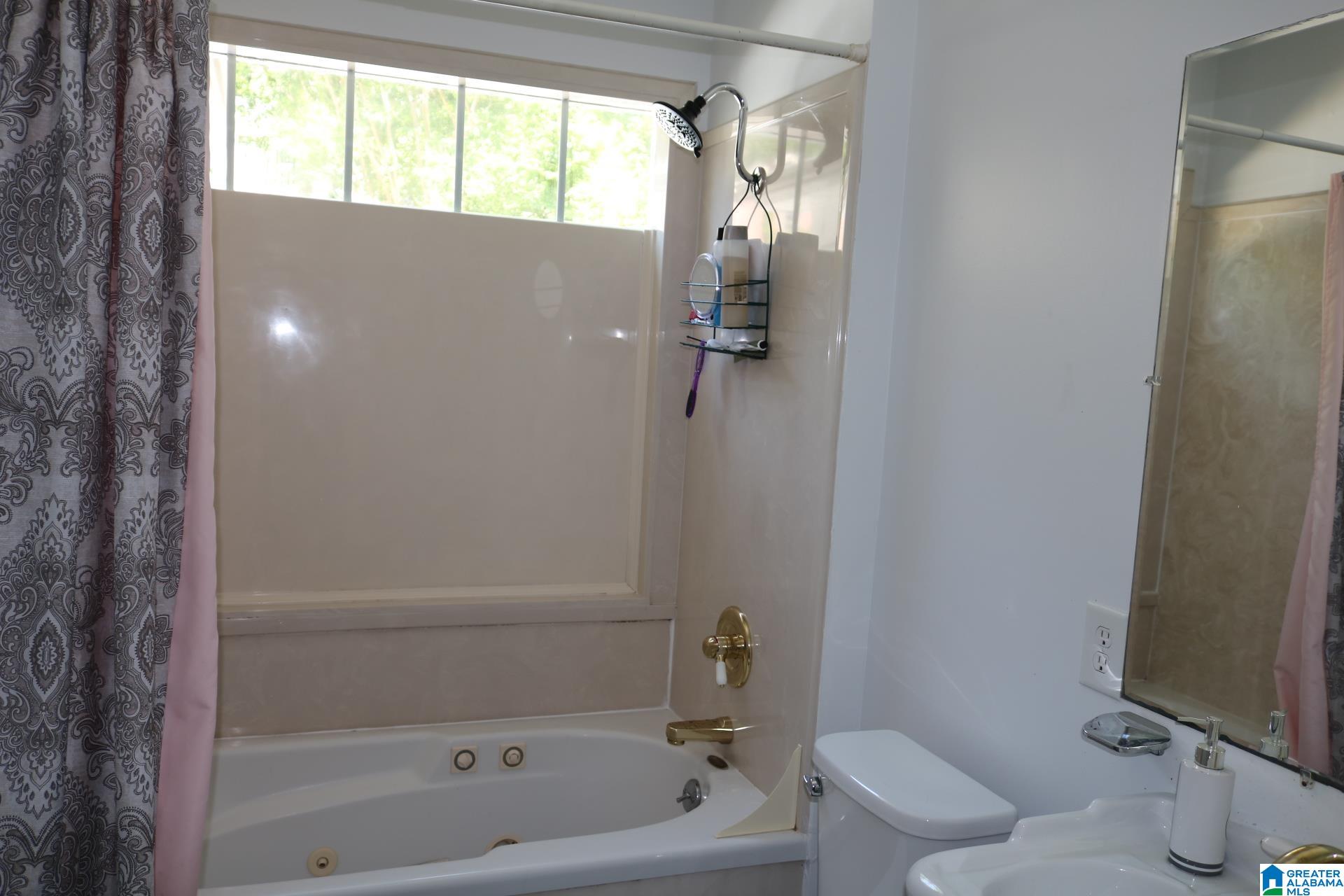 112 Woodland Road Bessemer, AL 35020 - Photo 18 of 52