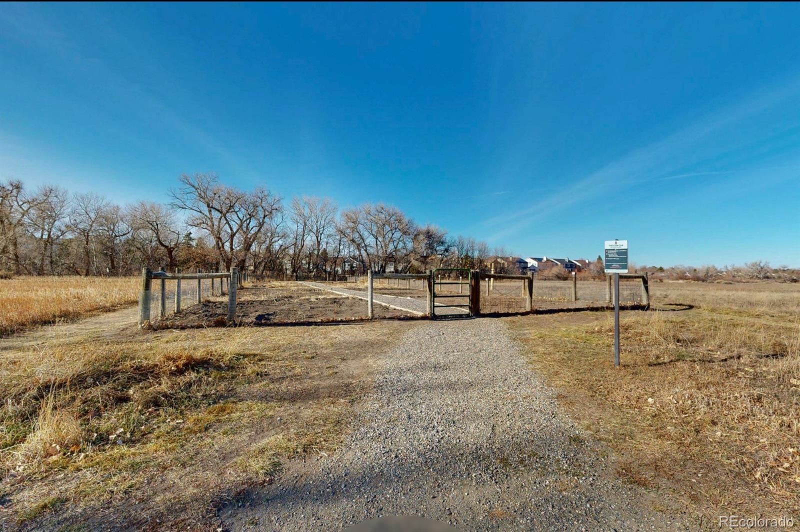 9195 Sugarstone Circle Highlands Ranch, CO 80130 - Photo 30 of 37 a view of a open space with mountain view