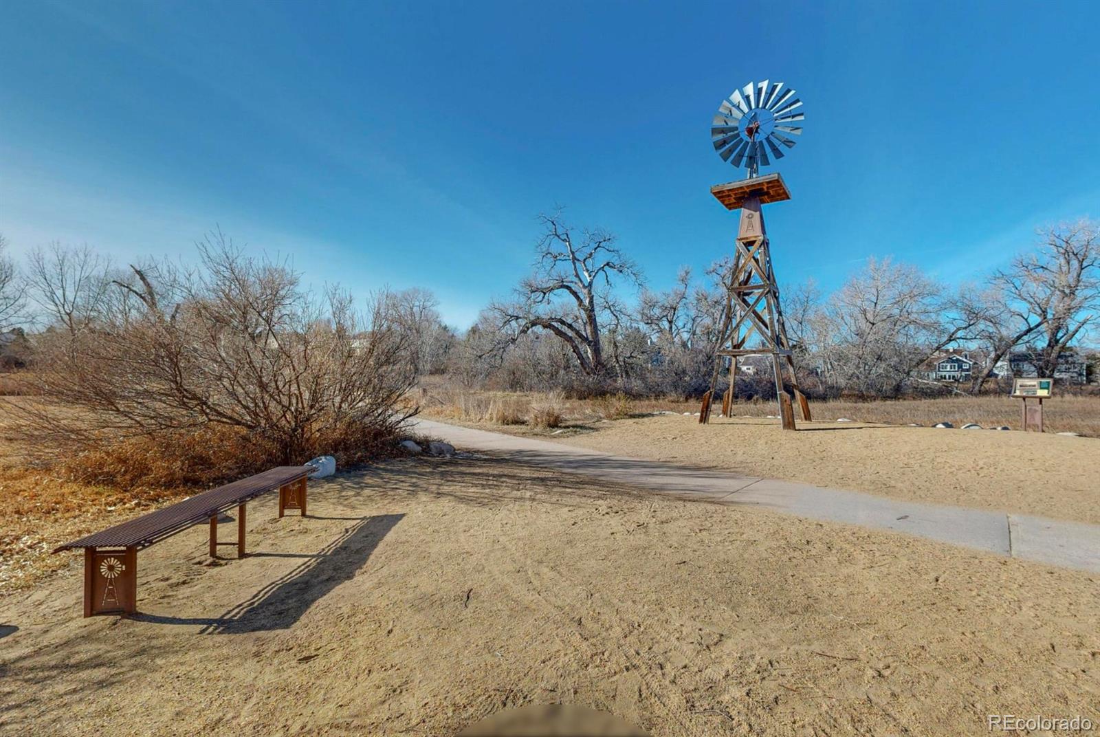 9195 Sugarstone Circle Highlands Ranch, CO 80130 - Photo 32 of 37 a view of a backyard of a house