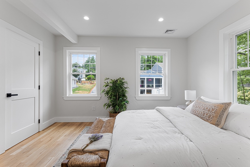 34 Riveredge Road North Billerica, MA 01862 - Photo 12 of 24 Gallery Image 12