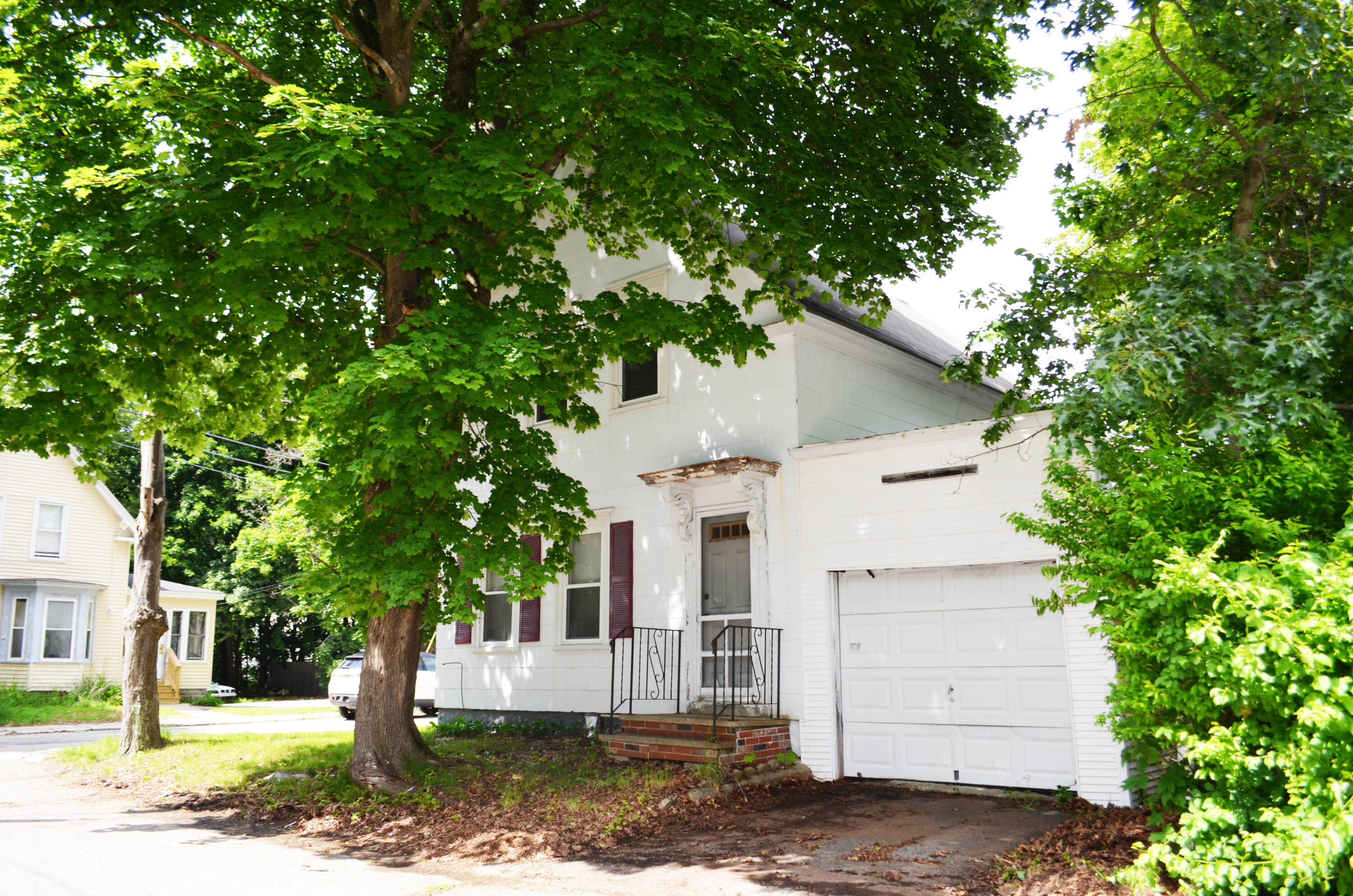 10 William Street Sanford, ME 04073 - Photo 4 of 32 DSC_0339 copy