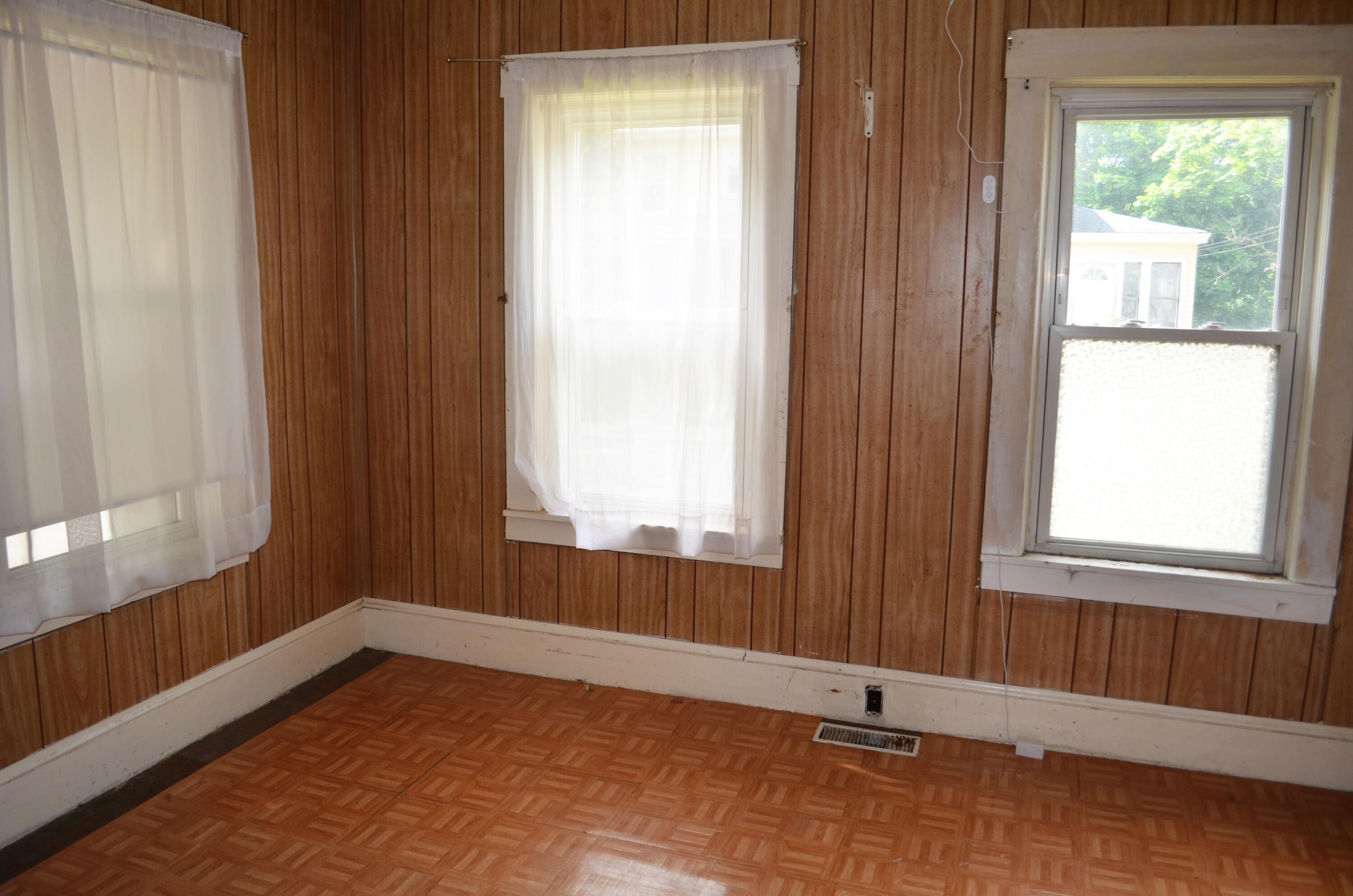 10 William Street Sanford, ME 04073 - Photo 6 of 32 DSC_0341 copy