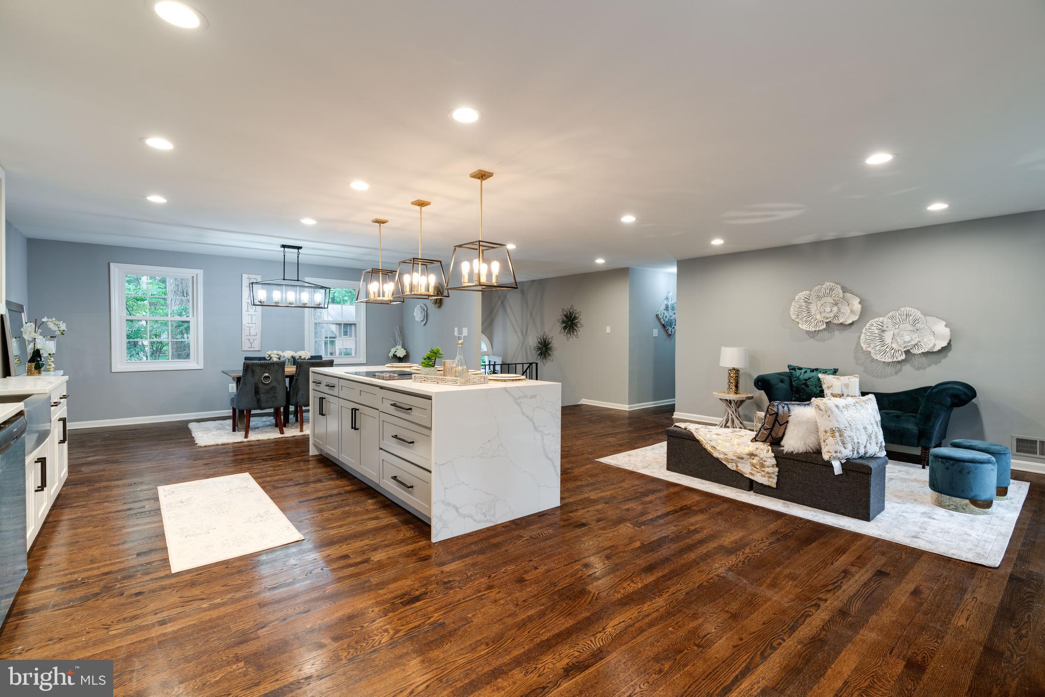 12008 Trotter Lane Reston, VA 20191 - Photo 14 of 76 Gorgeous Living Room and Kitchen!