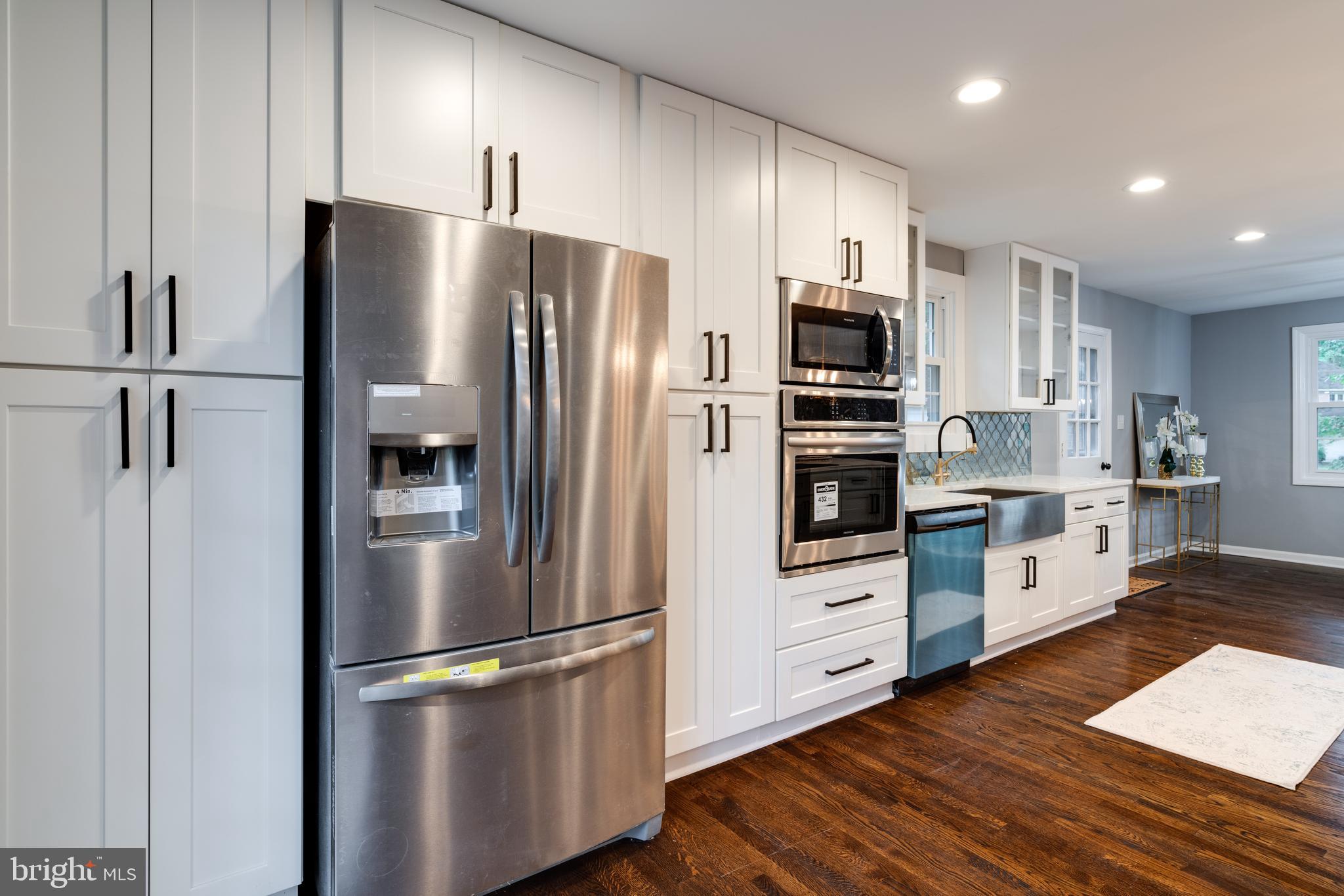 12008 Trotter Lane Reston, VA 20191 - Photo 19 of 76 Breathtaking Custom Designed Kitchen!