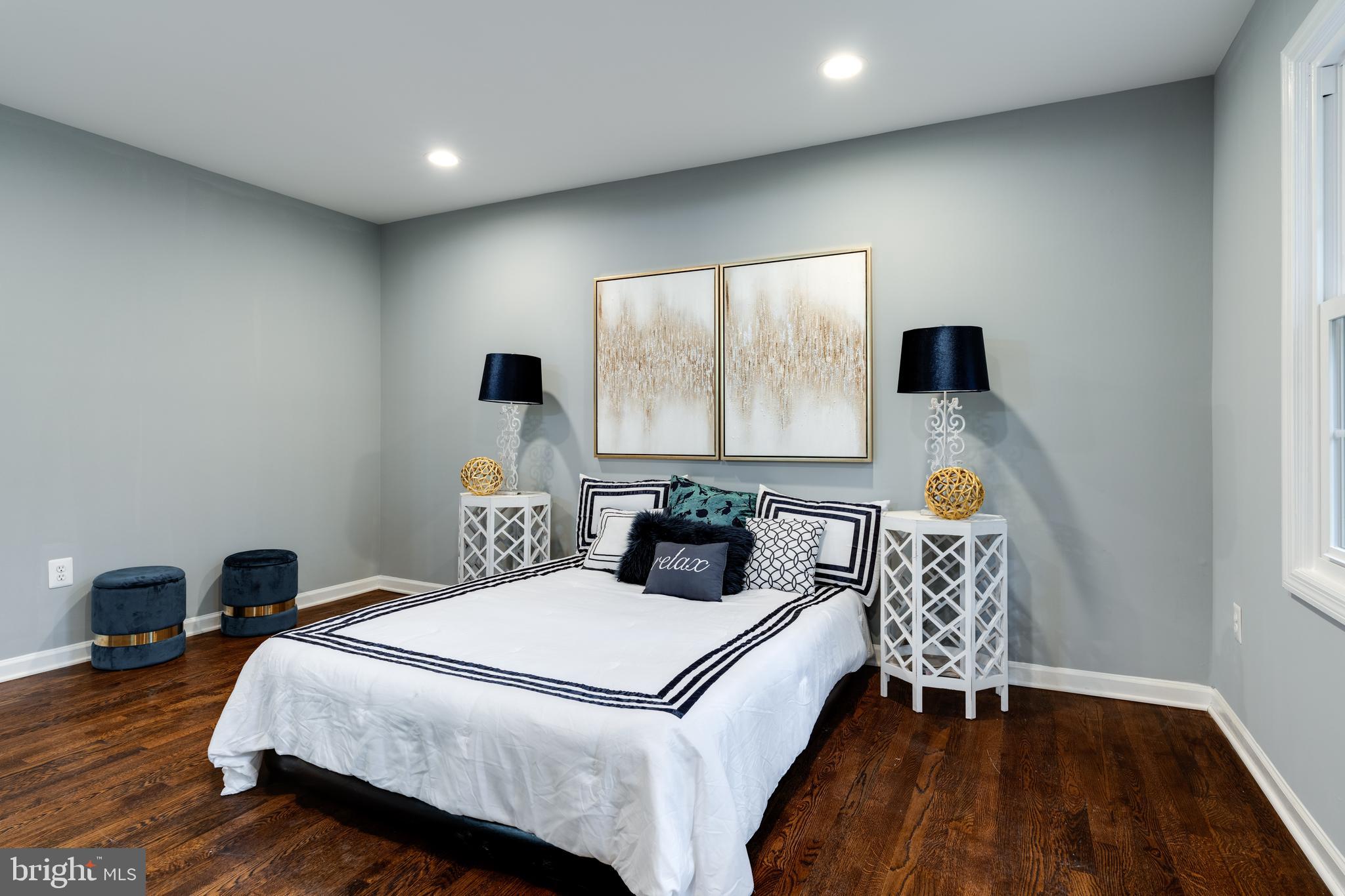 12008 Trotter Lane Reston, VA 20191 - Photo 32 of 76 Beautiful Master Bedroom!