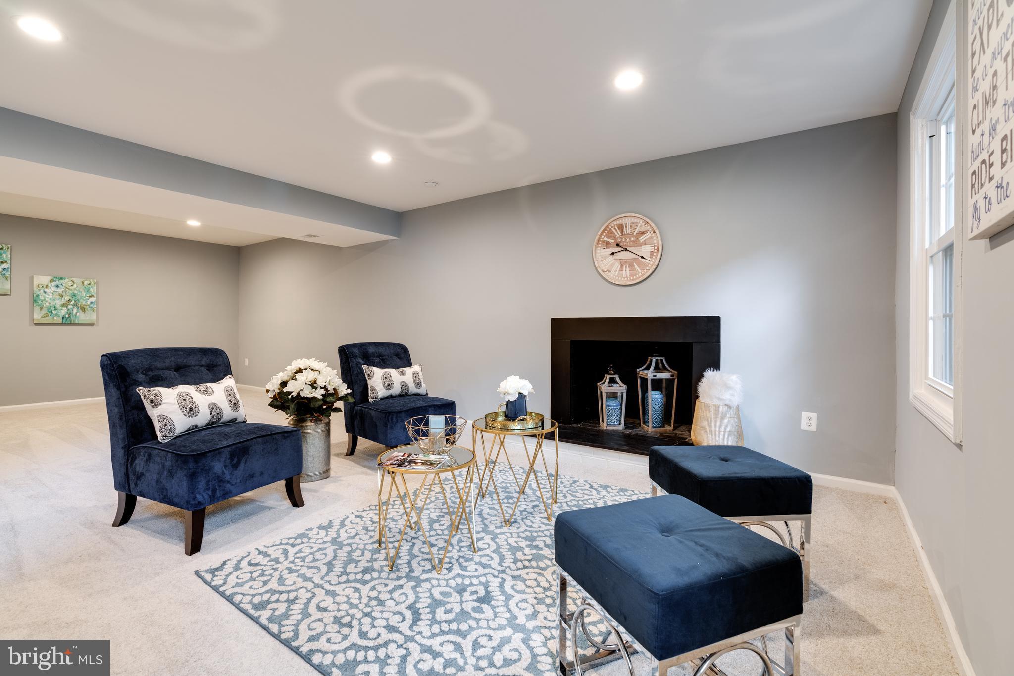 12008 Trotter Lane Reston, VA 20191 - Photo 48 of 76 Spacious Family Room!
