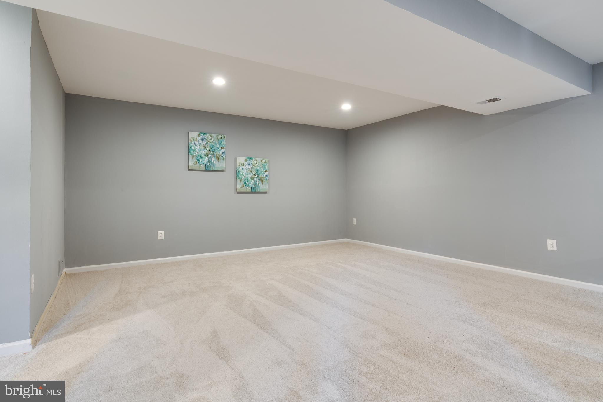 12008 Trotter Lane Reston, VA 20191 - Photo 53 of 76 Spacious Family Room!