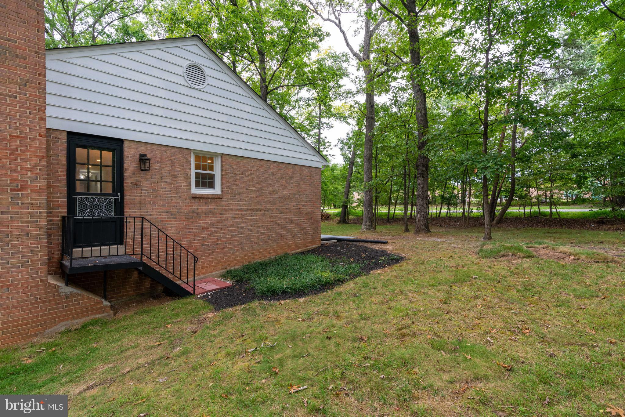 12008 Trotter Lane Reston, VA 20191 - Photo 65 of 76 Backyard!