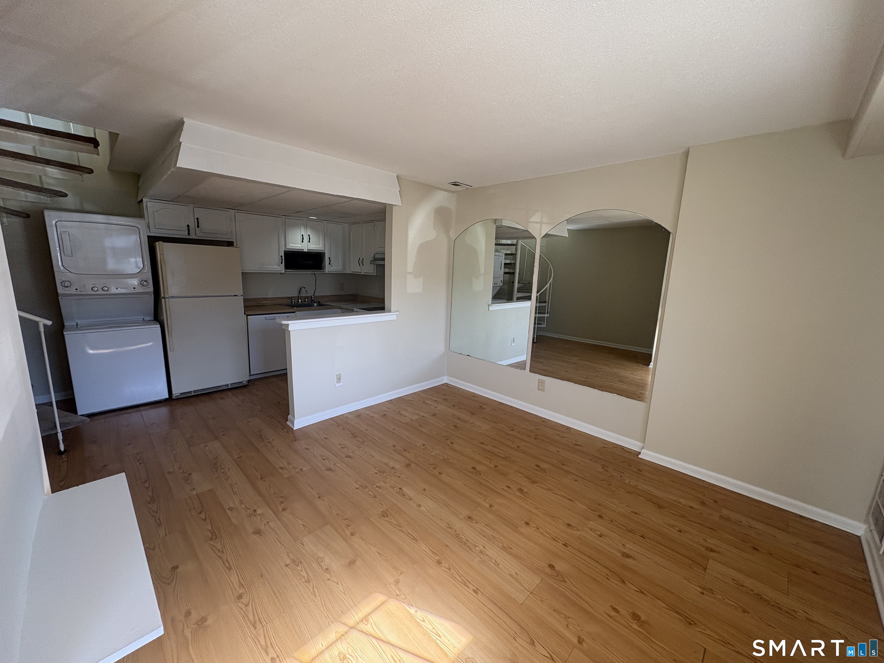 330 Short Beach Road, Unit H3 East Haven, CT 06512 - Photo 2 of 10