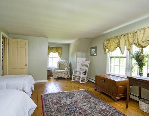 863 River Road Brunswick, ME 04011 - Photo 18 of 25 Bedroom.