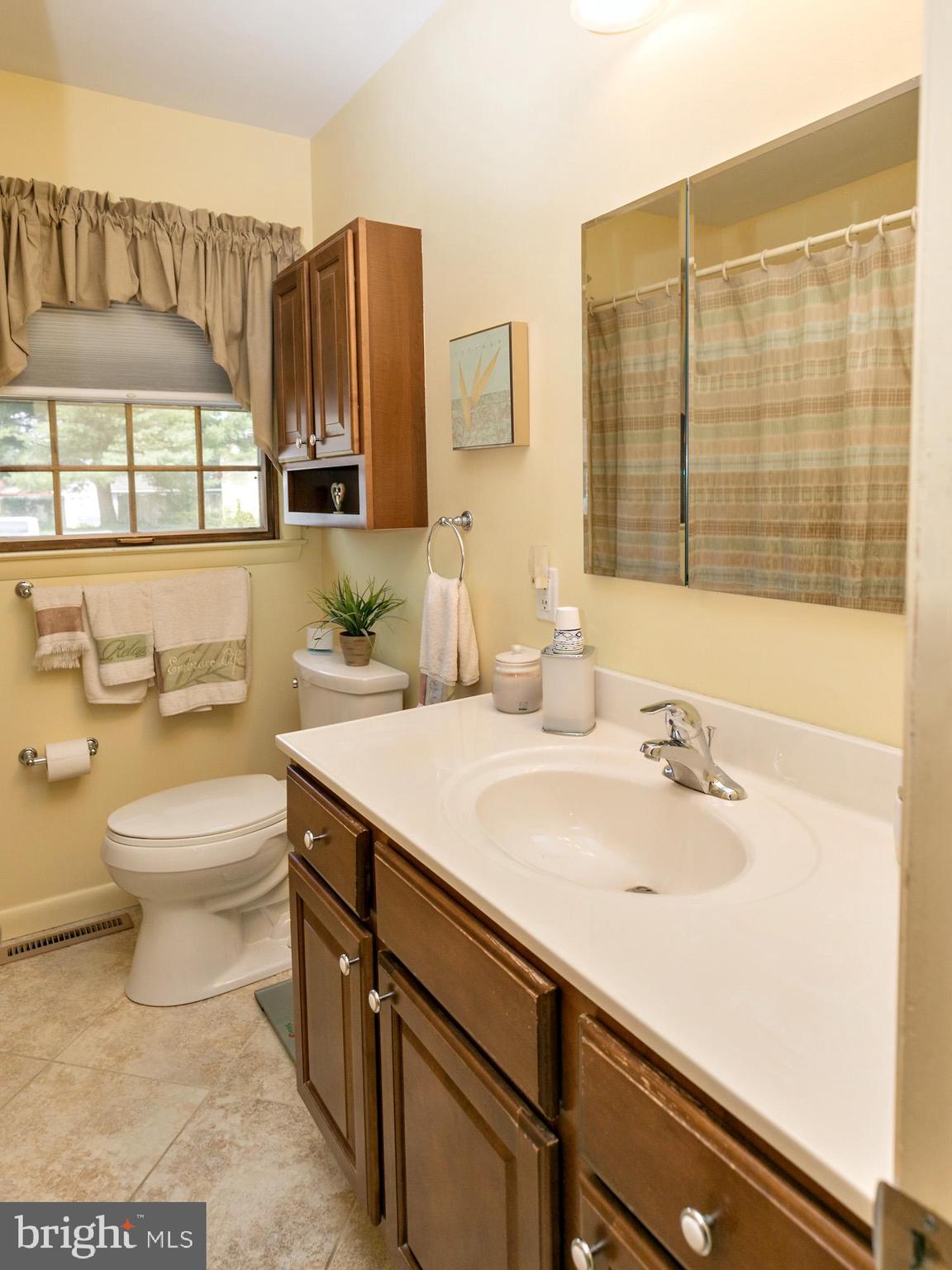 22 Gladwyn Road Marlton, NJ 08053 - Photo 16 of 28 Gallery Image 16