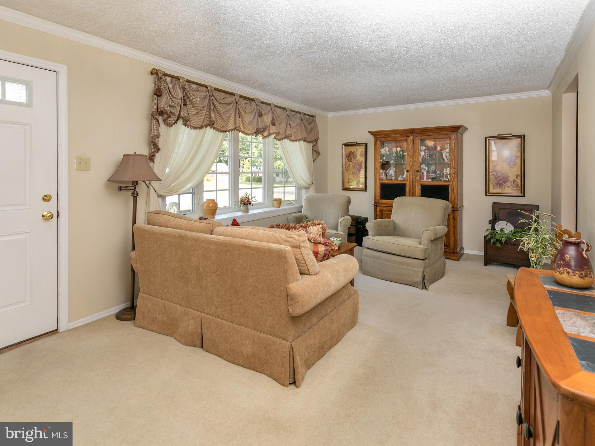 22 Gladwyn Road Marlton, NJ 08053 - Photo 6 of 28 Bright and Airy