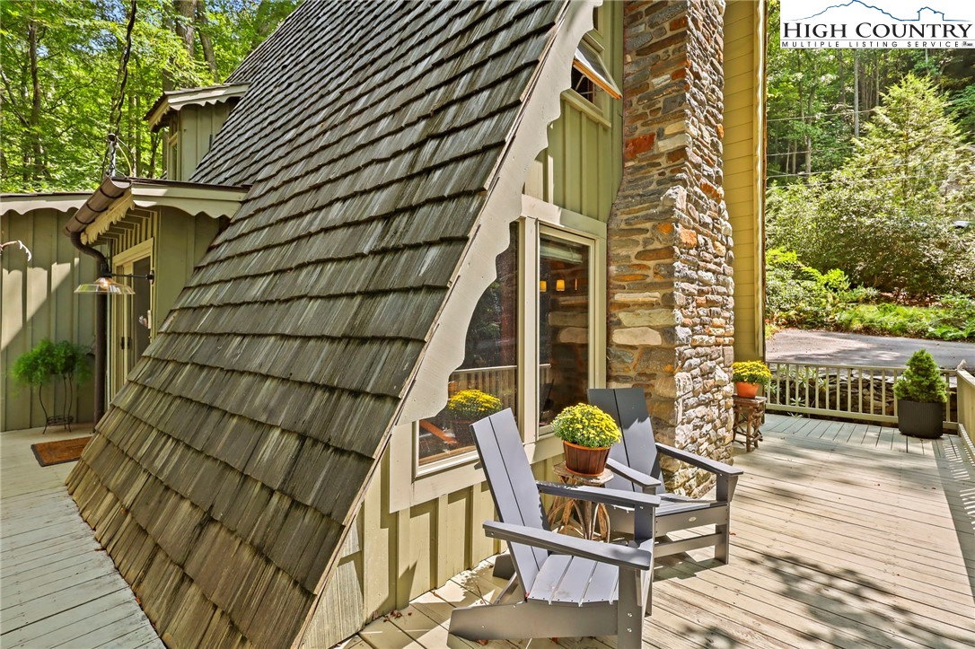 429 Cherry Lane Boone, NC 28607 - Photo 3 of 50