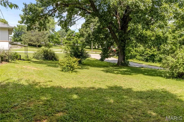 $135,000 | 504 North Pine Street, Richland, MO 65556