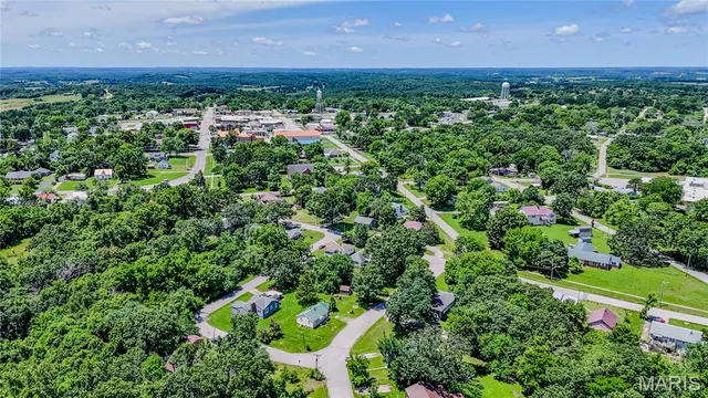 $135,000 | 504 North Pine Street, Richland, MO 65556