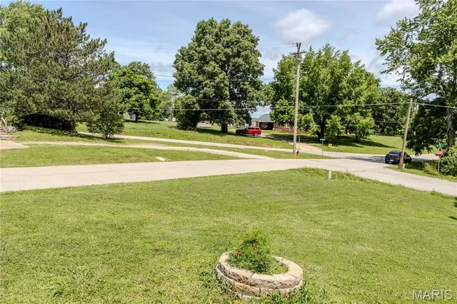 $135,000 | 504 North Pine Street, Richland, MO 65556