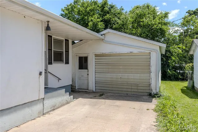 $135,000 | 504 North Pine Street, Richland, MO 65556