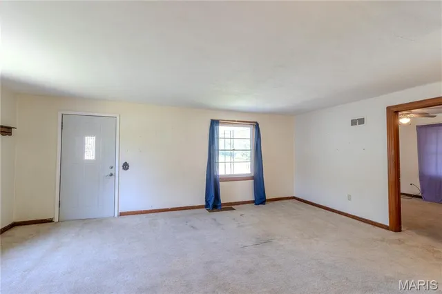 $135,000 | 504 North Pine Street, Richland, MO 65556