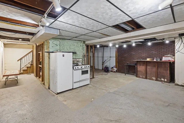 $165,000 | 512 South Wall Street, Kankakee, IL 60901