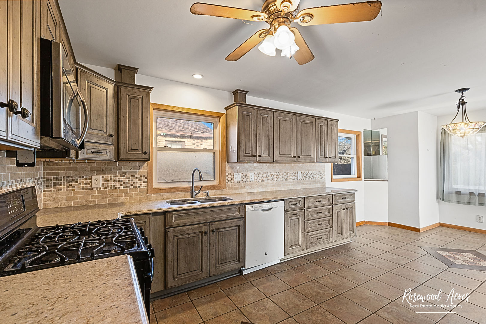 512 South Wall Street Kankakee, IL 60901 - Photo 10 of 19