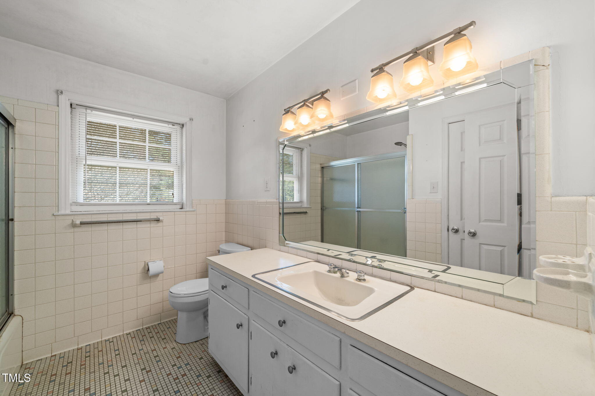 5813 Cheek Road Durham, NC 27704 - Photo 15 of 34 12-web-or-mls-DSC09304