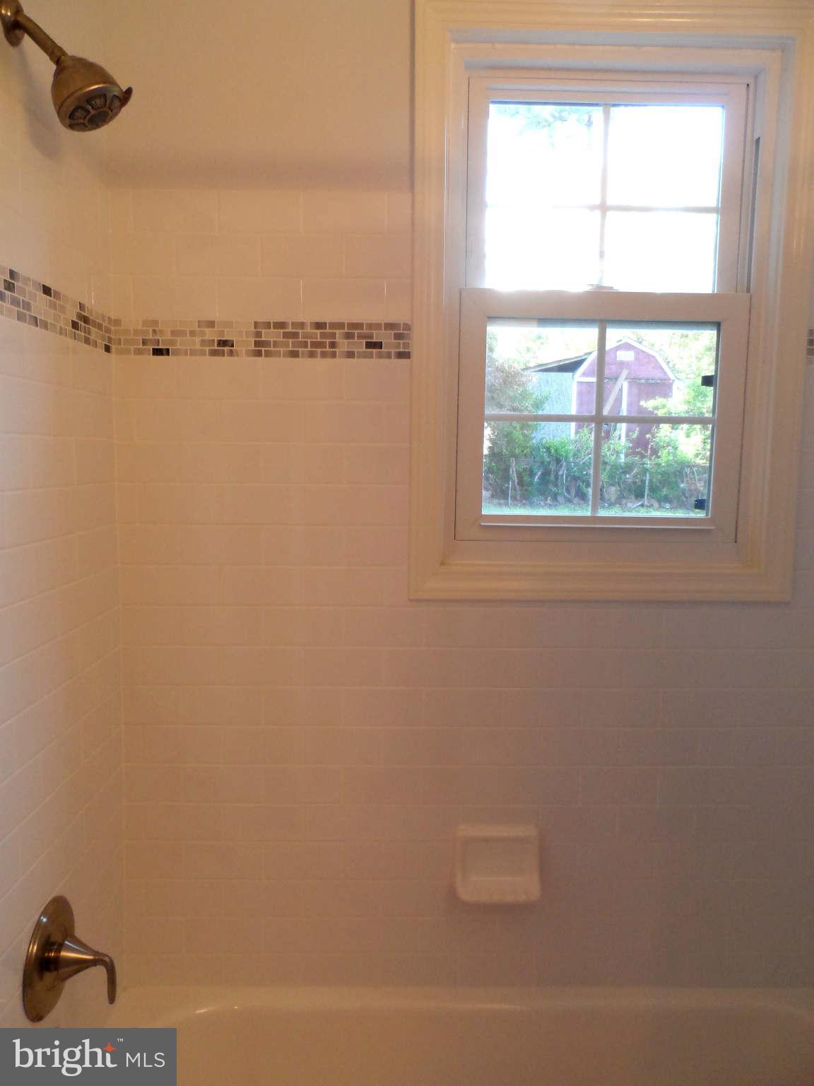 12406 Feldon Street Silver Spring, MD 20906 - Photo 12 of 20 Bath