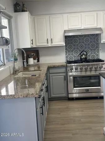$599,999 | 2576 East Brooks Street, Gilbert, AZ 85296