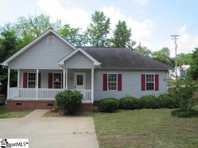 102 Edwards Avenue Greer, SC 29650 - Photo 1 of 10 Gallery Image 1
