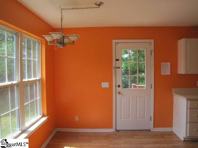 102 Edwards Avenue Greer, SC 29650 - Photo 2 of 10 Gallery Image 2