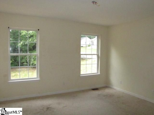 102 Edwards Avenue Greer, SC 29650 - Photo 8 of 10 Gallery Image 8