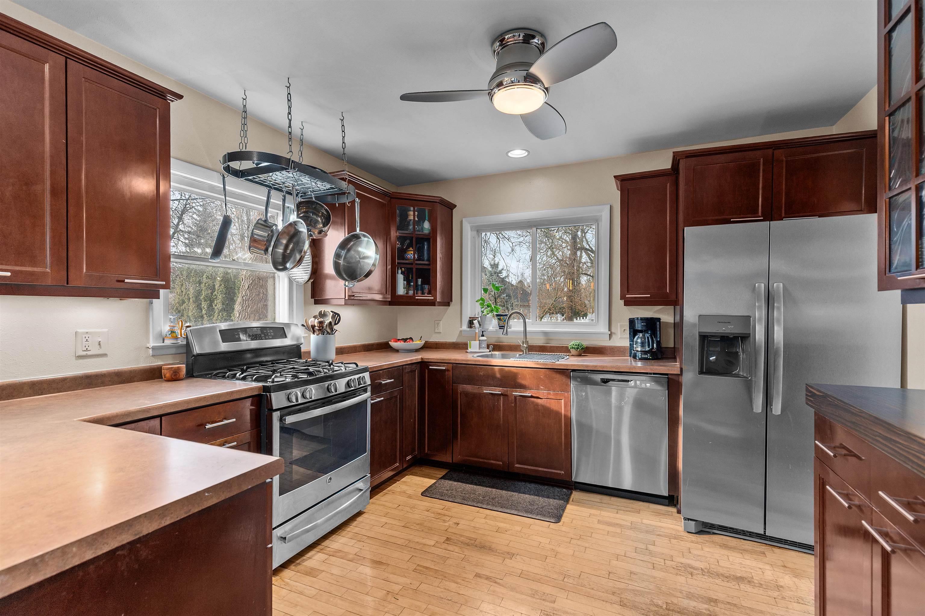 320 11th Street Neenah, WI 54956 - Photo 16 of 46