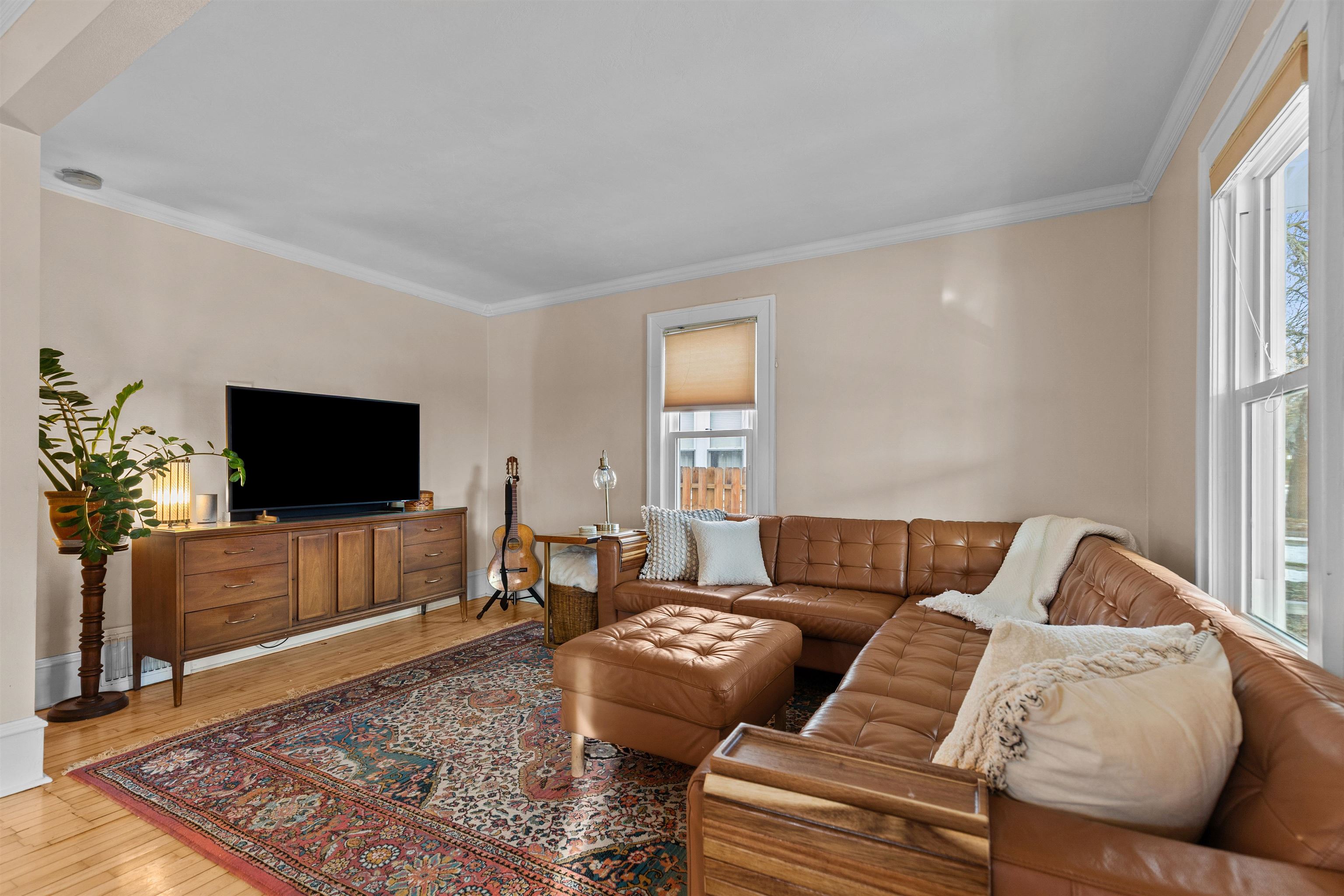 320 11th Street Neenah, WI 54956 - Photo 8 of 46