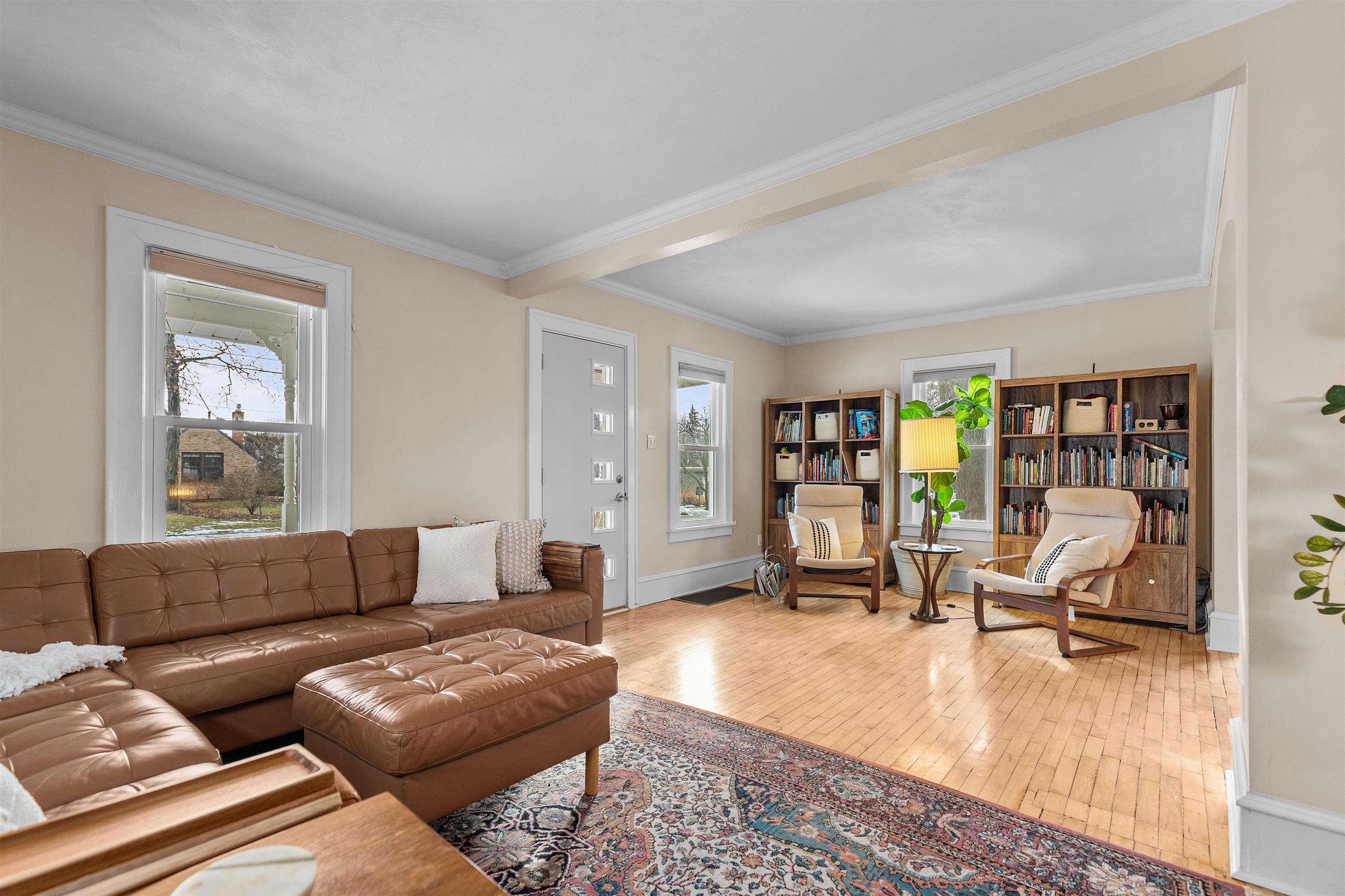 320 11th Street Neenah, WI 54956 - Photo 10 of 46