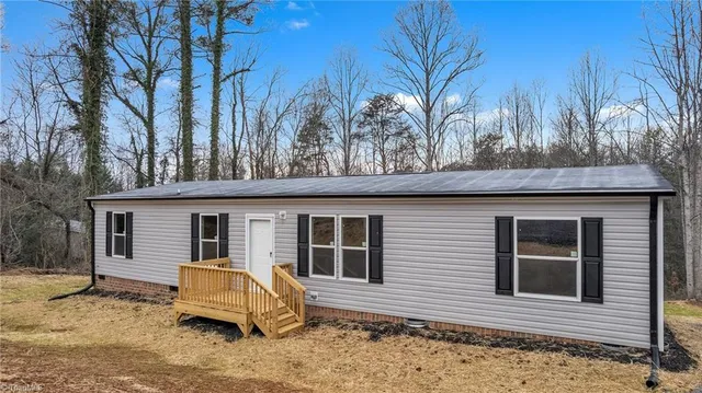 $227,900 | 2113 Green Haven Court, Morganton, NC 28655