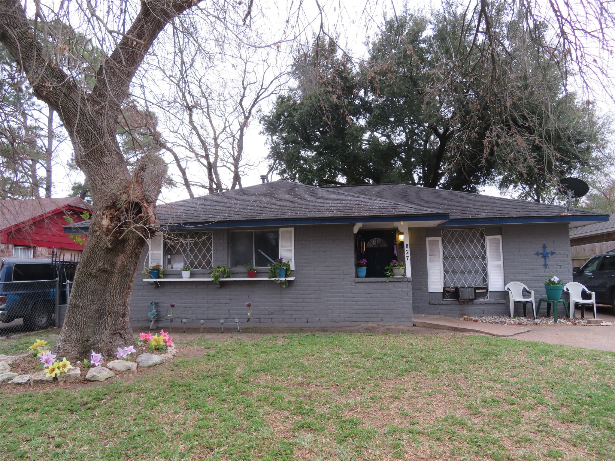 827 Marcolin Street Houston, TX 77088 - Photo 3 of 10