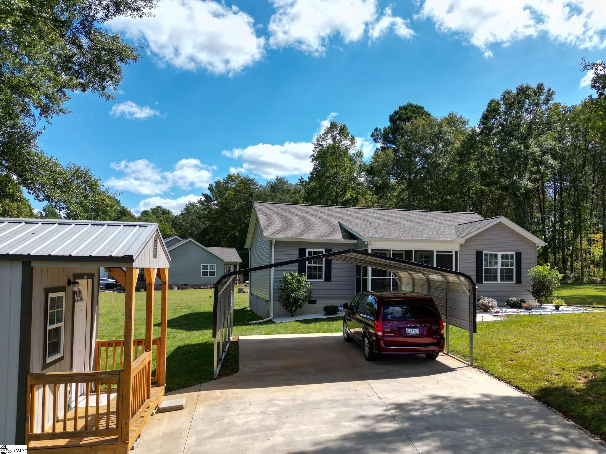 840 Concord Church Road Pickens, SC 29671 - Photo 3 of 28