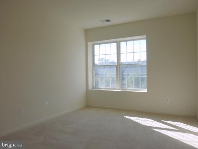 12310 Rosslare Ridge Road, Unit 507 Lutherville-Timonium, MD 21093 - Photo 2 of 18 Bedroom