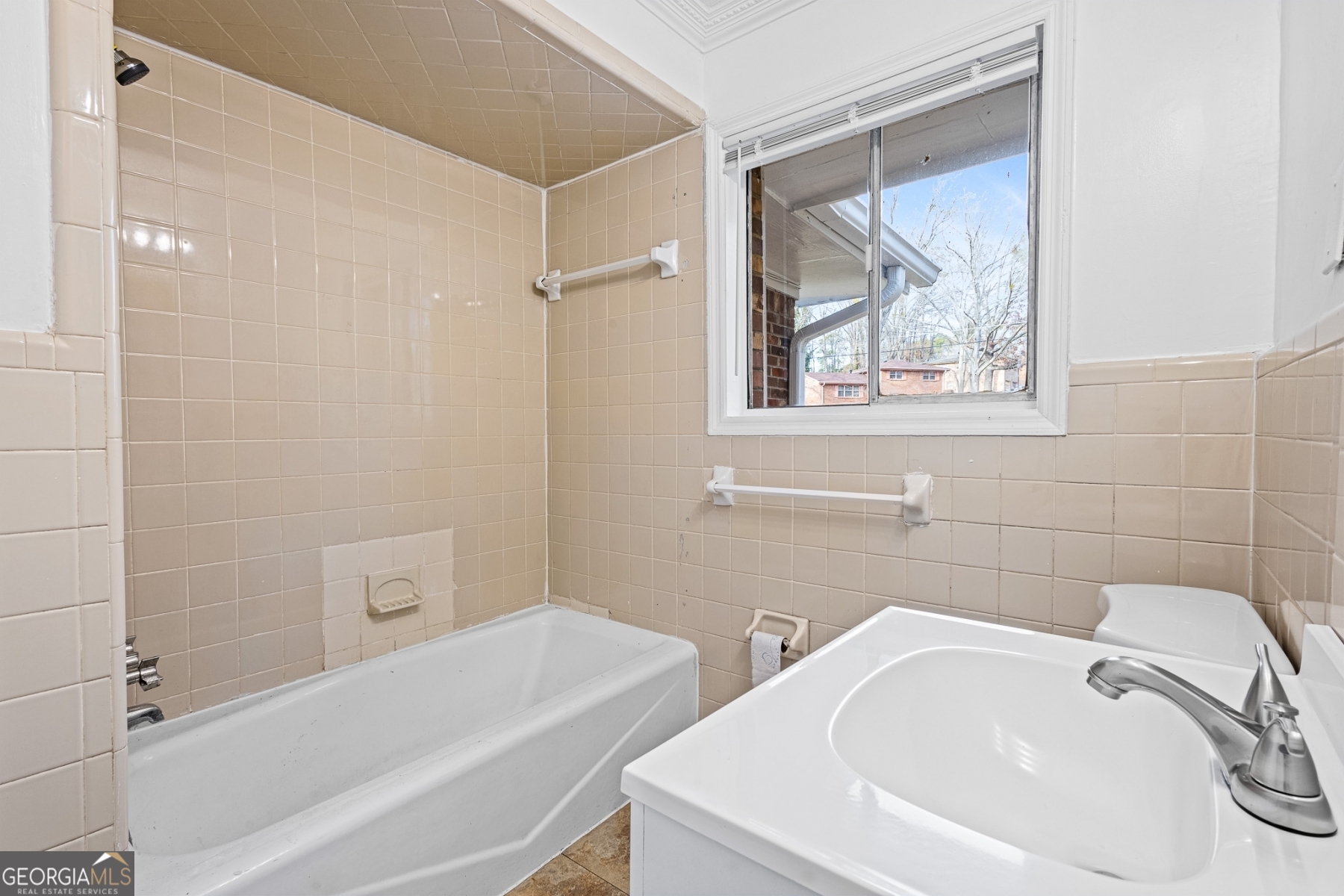 3075 Thrasher Circle Decatur, GA 30032 - Photo 12 of 19