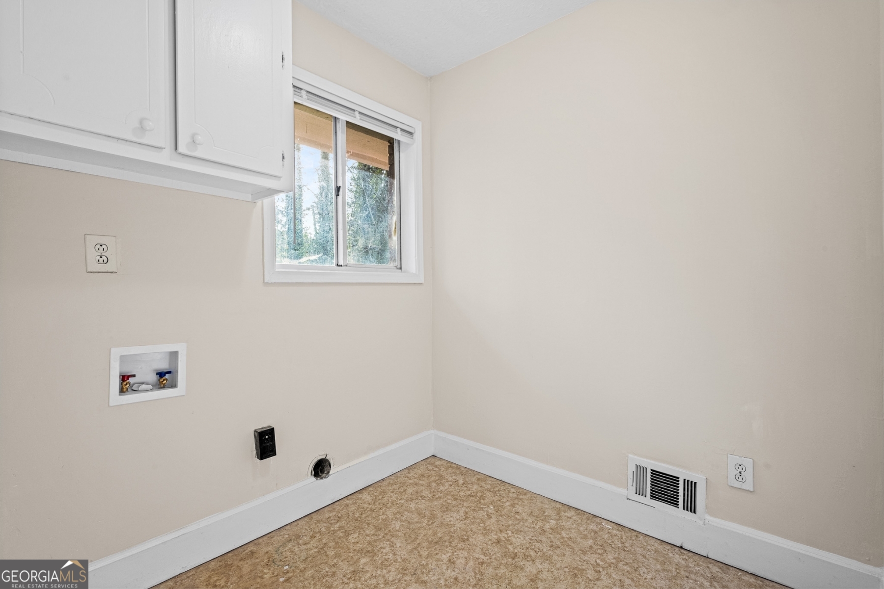 3075 Thrasher Circle Decatur, GA 30032 - Photo 13 of 19