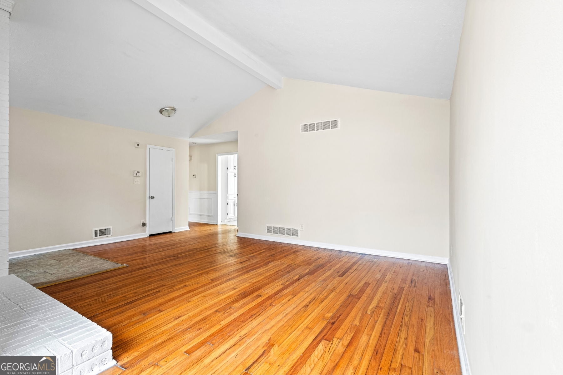 3075 Thrasher Circle Decatur, GA 30032 - Photo 3 of 19