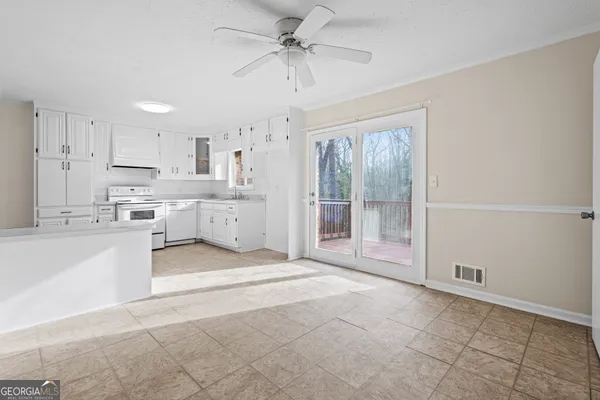 $1,995 | 3075 Thrasher Circle, Decatur, GA 30032