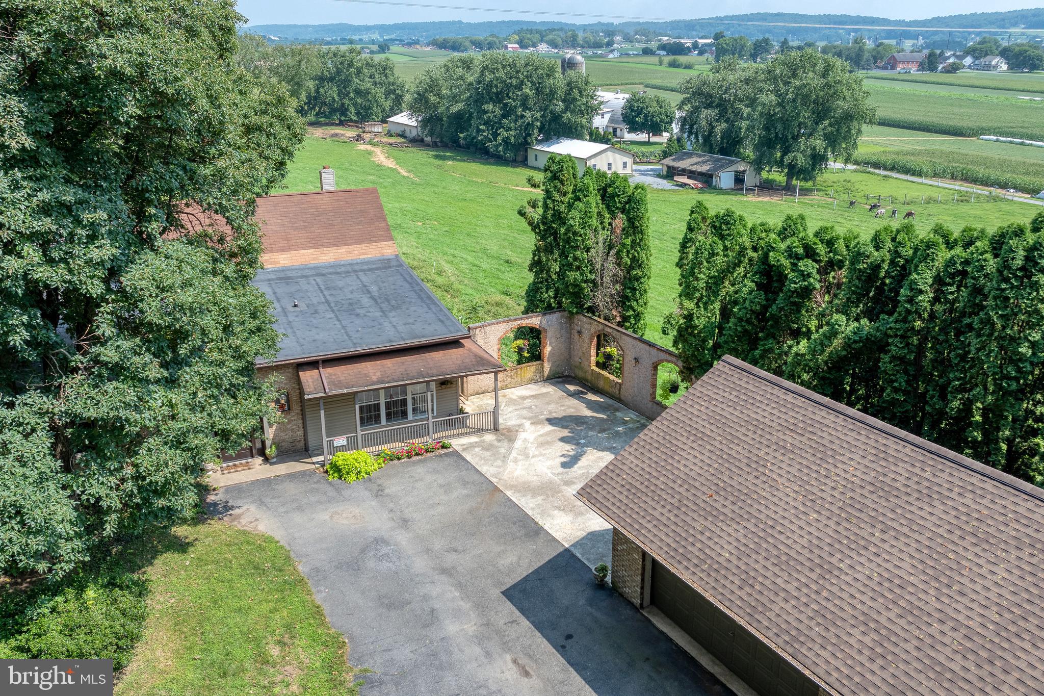 43 Slaymaker Hill Road Kinzers, PA 17535 - Photo 5 of 56 Gallery Image 5