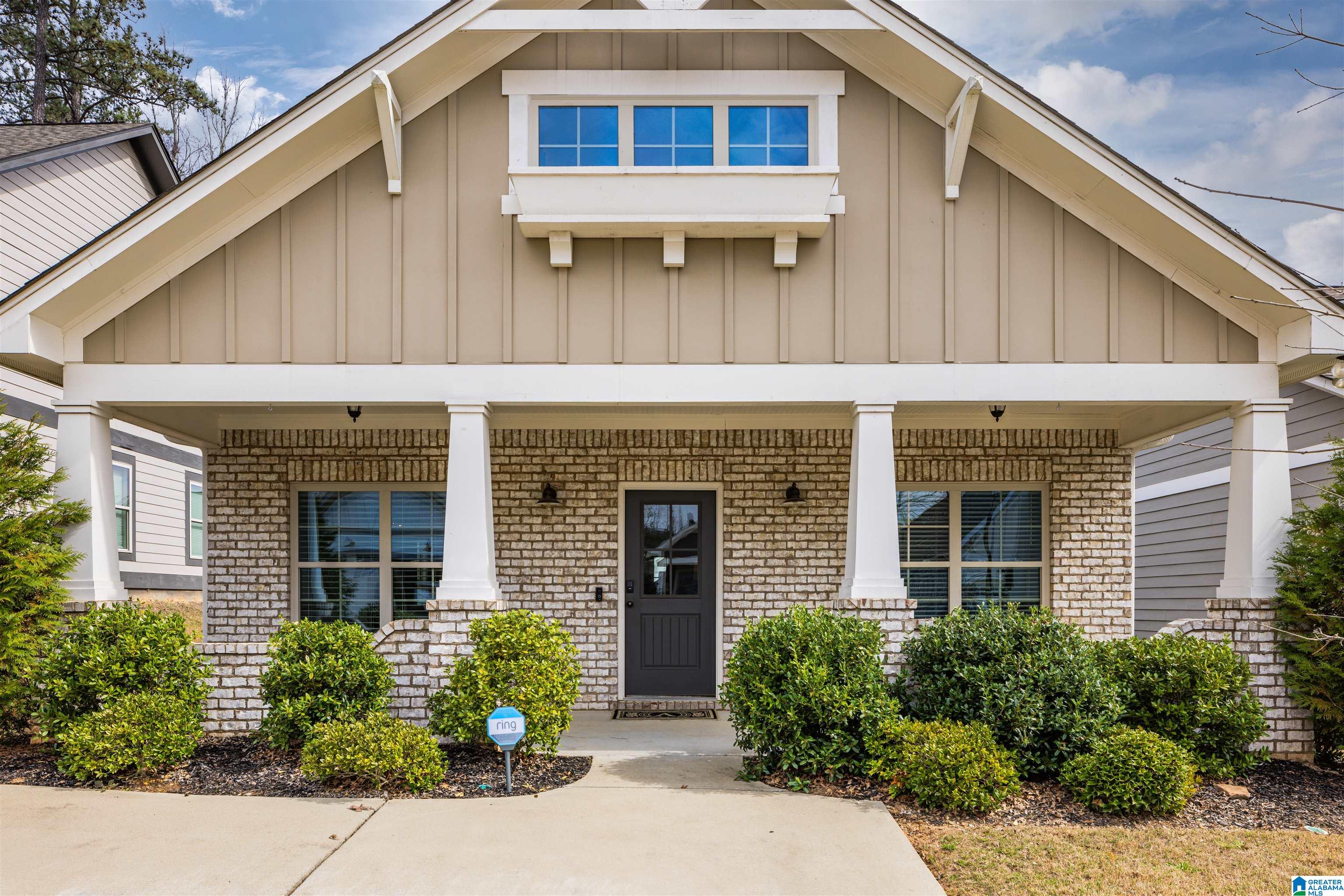 3907 Crest Landing Birmingham, AL 35210 - Photo 4 of 44