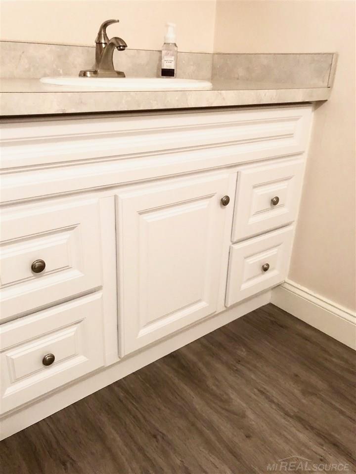 1501 River Road, Unit 202 St. Clair, MI 48079 - Photo 49 of 95 Master Bath