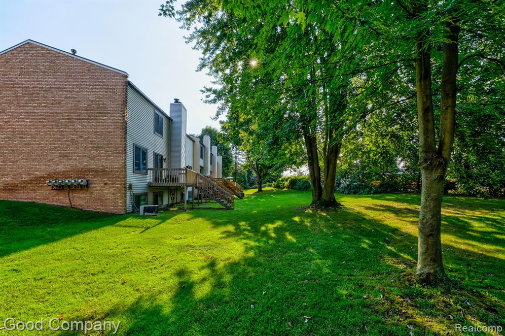 1010 Willow Grove Court Rochester Hills, MI 48307 - Photo 31 of 36