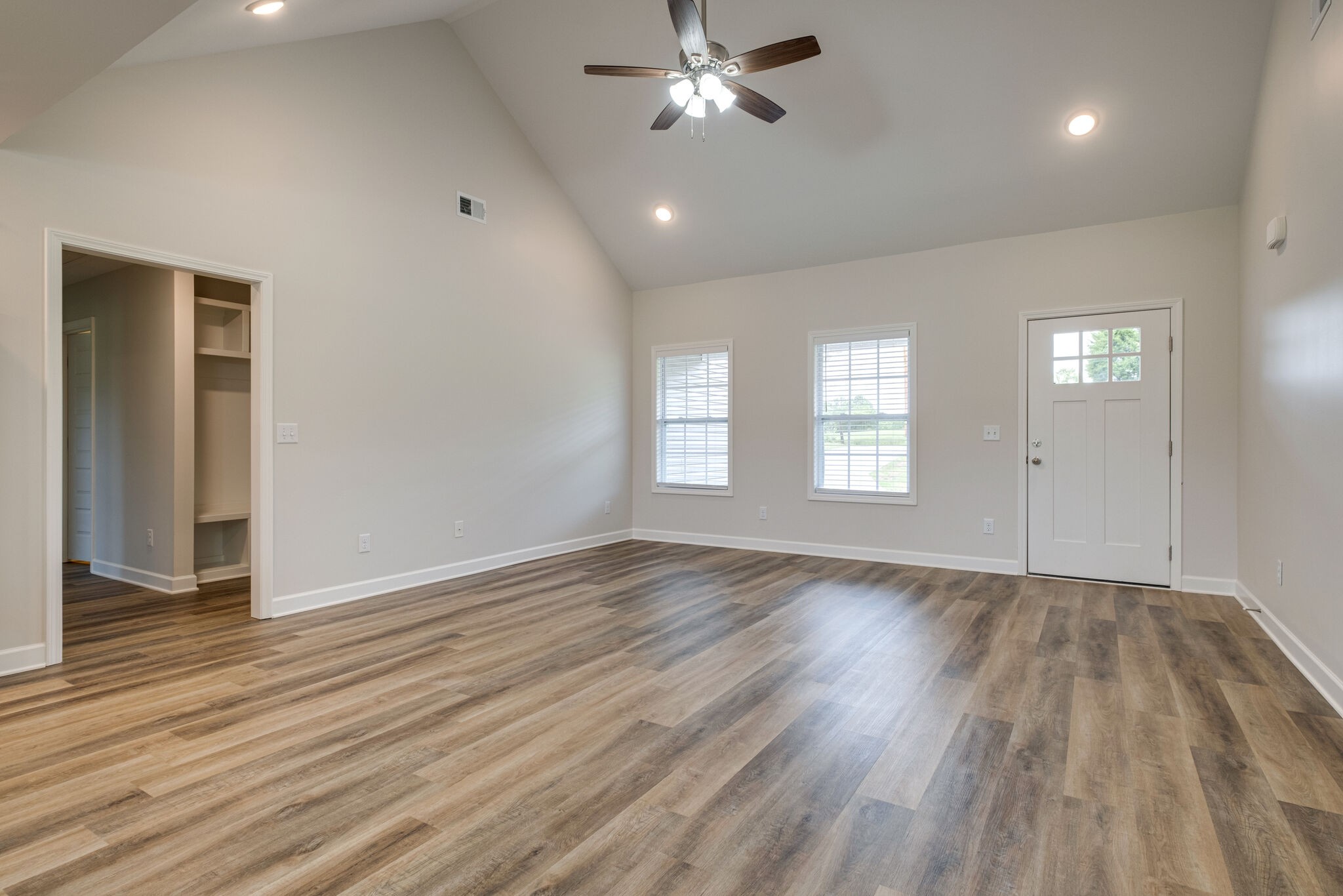 652 South Tunnel Road Gallatin, TN 37066 - Photo 6 of 27 Gallery Image 6